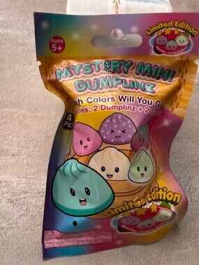 Mini Mystery Dumplinz